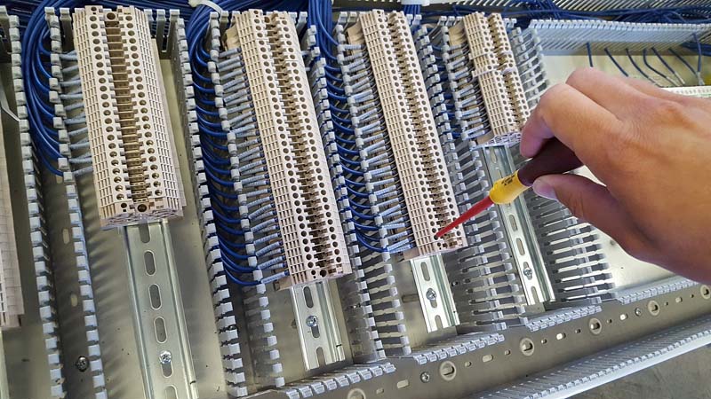 programming-electrical-test Programming Faults Solved by Electrical Troubleshooting